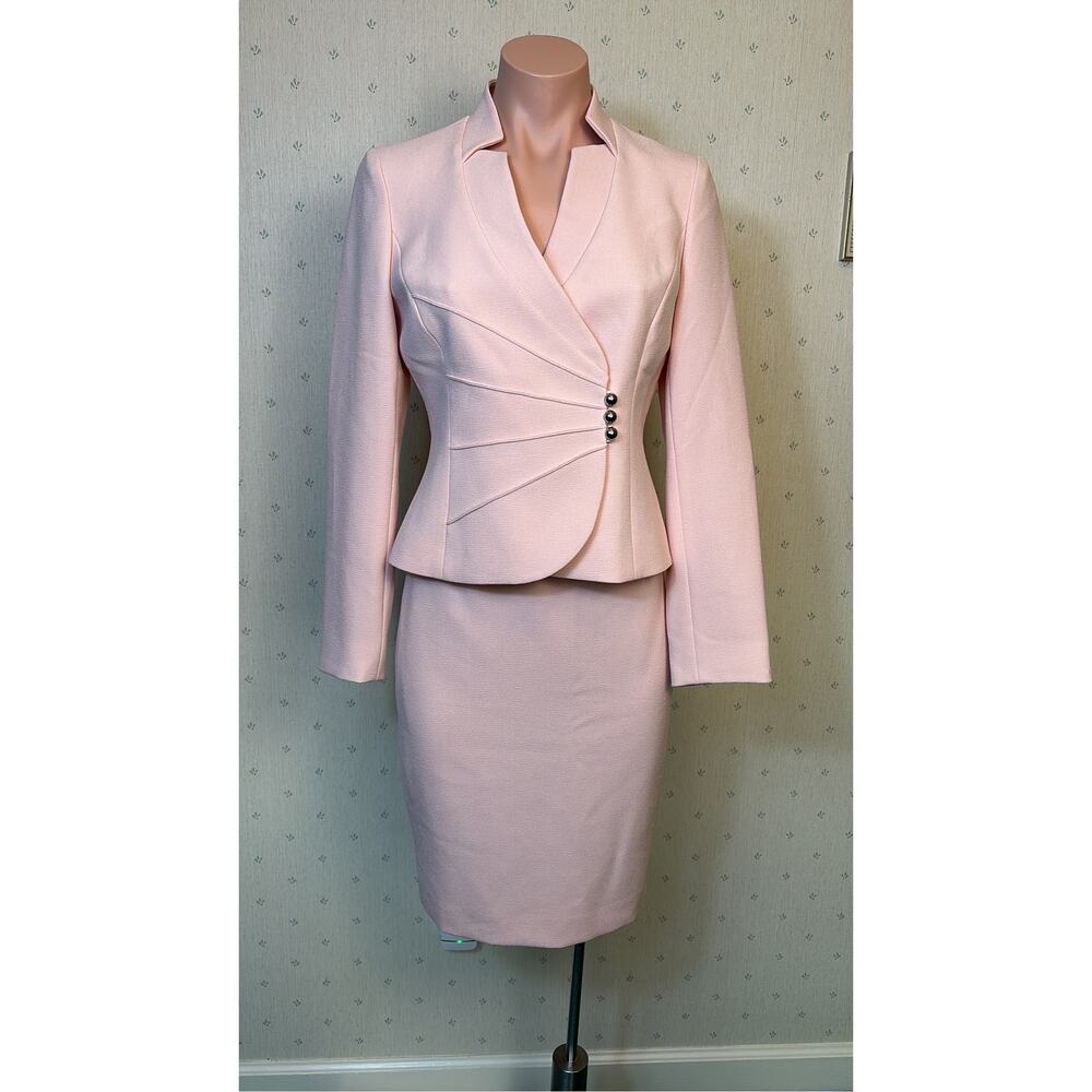 Tahari Blush Pink Tailored Skirt Suit 2P Career Office Business Professional - Picture 5 of 12